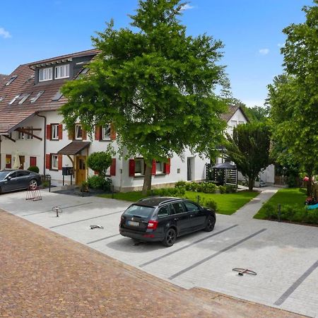 Second Home - Ferienwohnungen Fischbach Фрідріхсгафен Екстер'єр фото