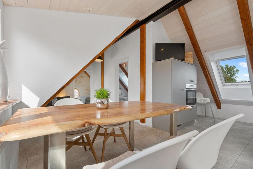 Second Home - Ferienwohnungen Fischbach Фрідріхсгафен Екстер'єр фото